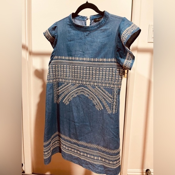 Chambray embroidered ready for spring mini dress - Picture 5 of 6